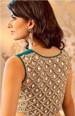 Sleeveless-Designer-Blouse-Design