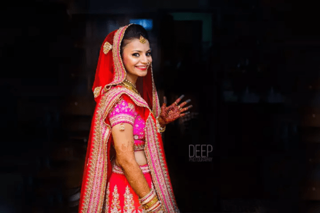 embroidered-wedding-lehenga