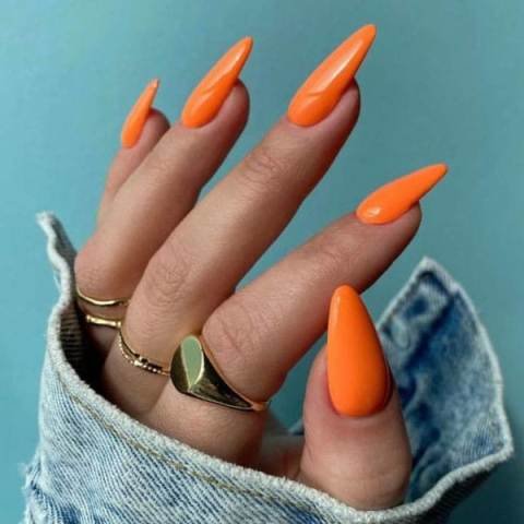 Pastel-Orange-Nails-Designs