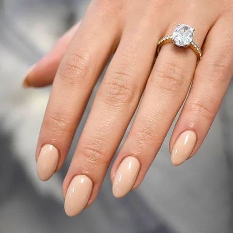 Sand-Nails-Design