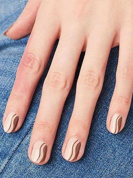 cafe-latte-manicure