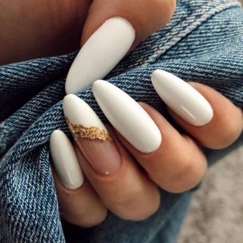 Bright-White-and-Gold-Fall-Nail-Design