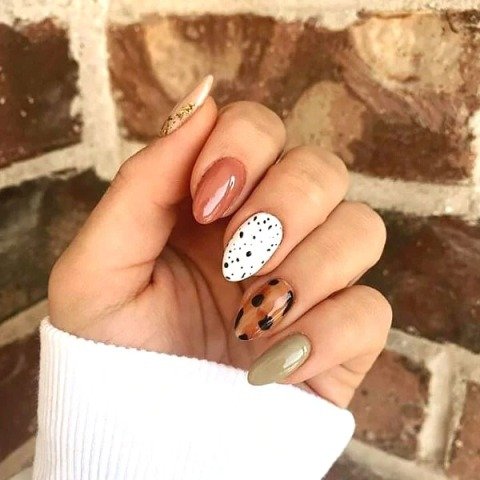Lovely-Mix-and-Match-Autumn-Nails
