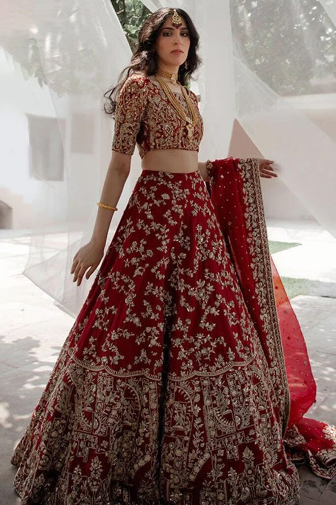 Bridal-lehenga-with-dupatta